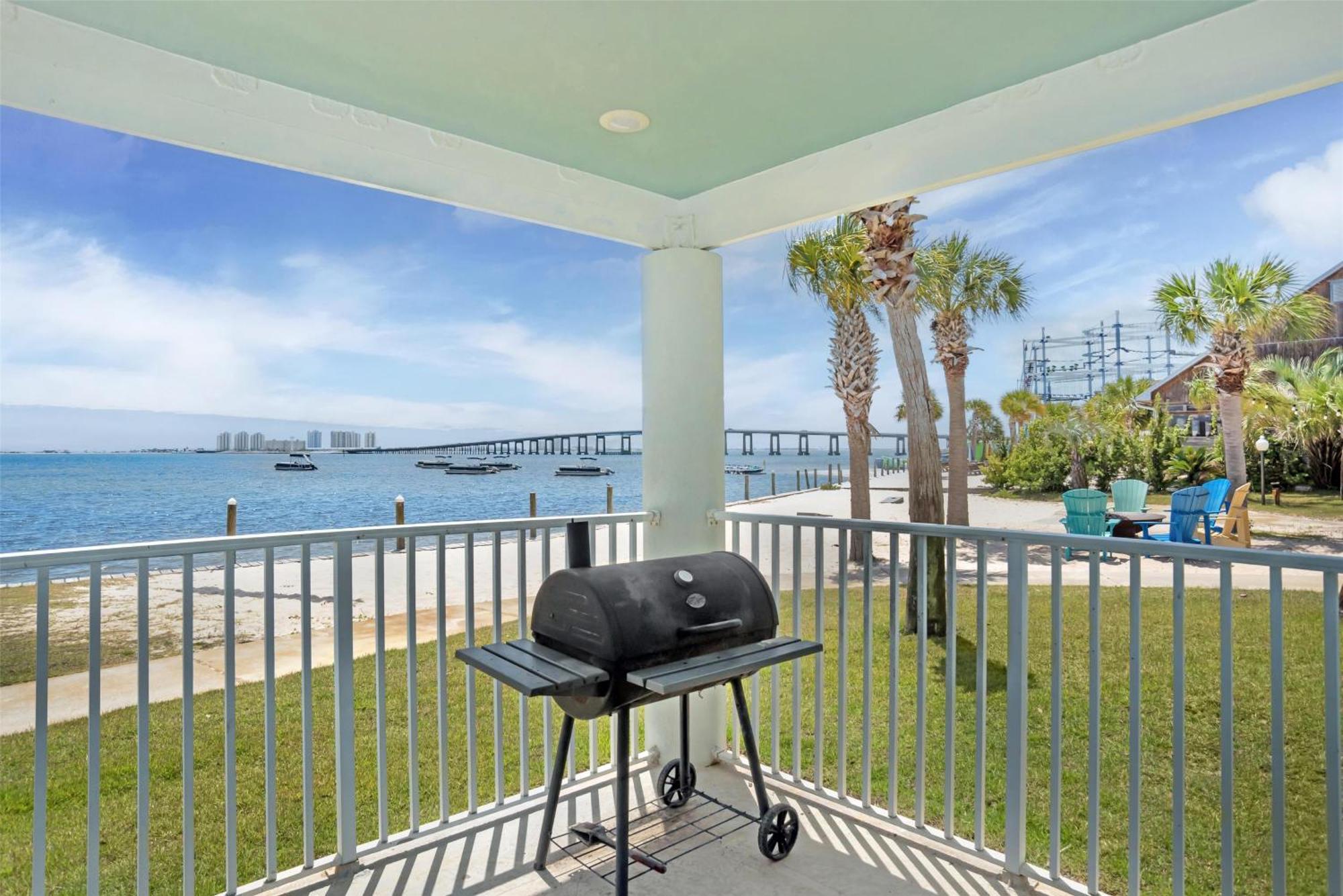 Best Western Navarre Waterfront Exterior photo